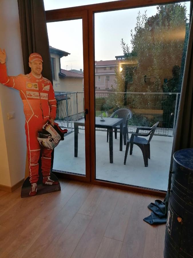 Ferrari Formula 1 Hotel Orio al Serio Exterior foto